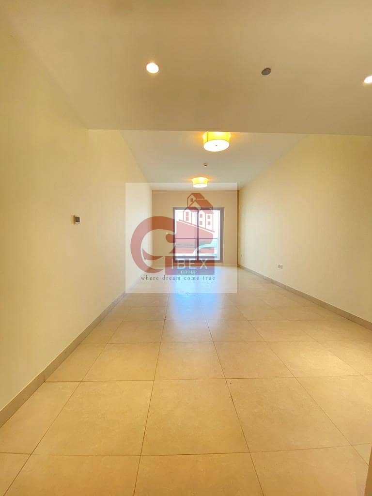 New Building 3bhk All Masters room Maids room with attached washroom 2 sea view balcony
