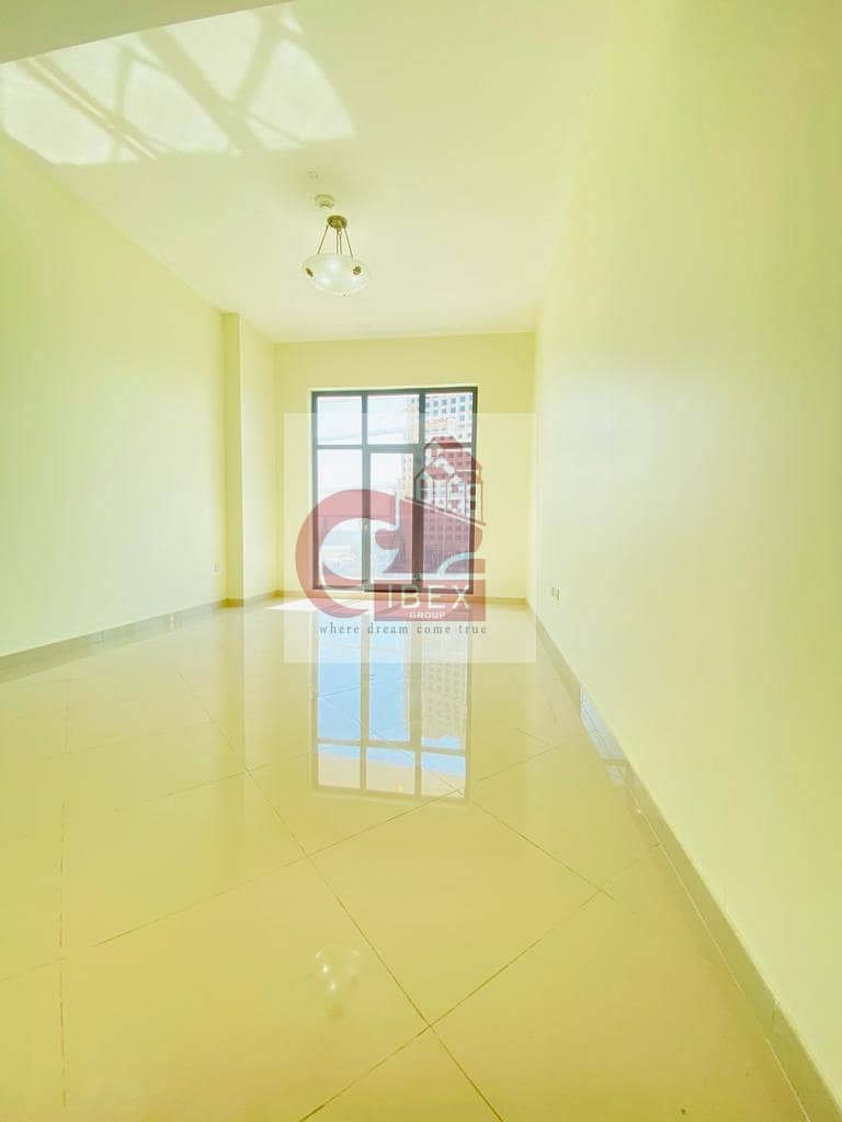 Brandnew 2bhk flat both master seprate laundry area all Amenities only 64k jaddaf