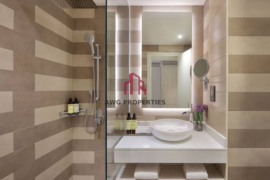 15 NH_Collection_Dubai_The_Palm_Studio_Bathroom. jpeg