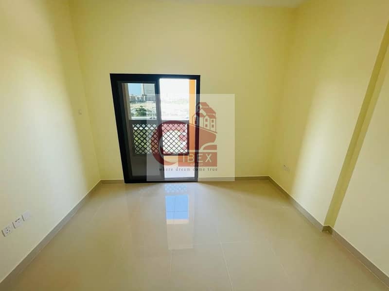 10 Brand New |Nice Finishing  with Balcony 2Bhk in Just 48k