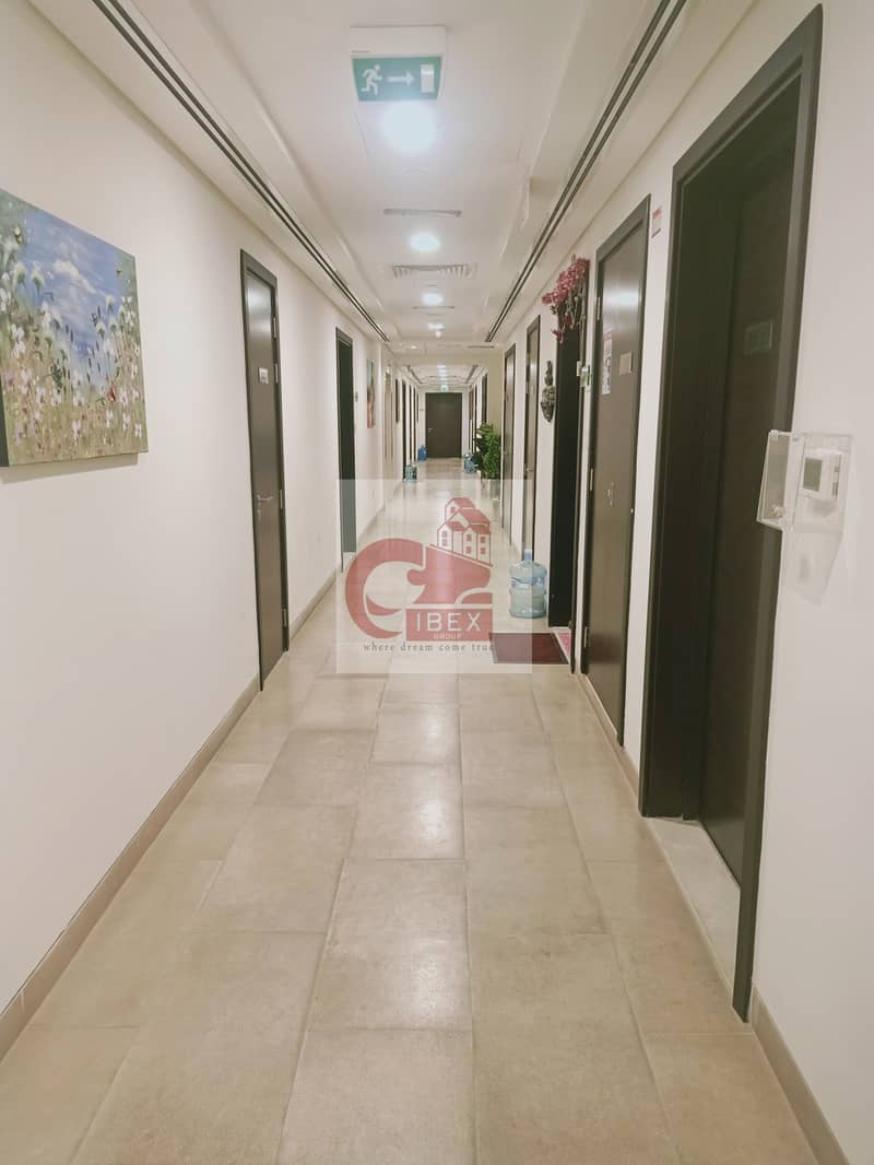 8 Walk able distance to Metro | Spacious 3bhk | just in 85k