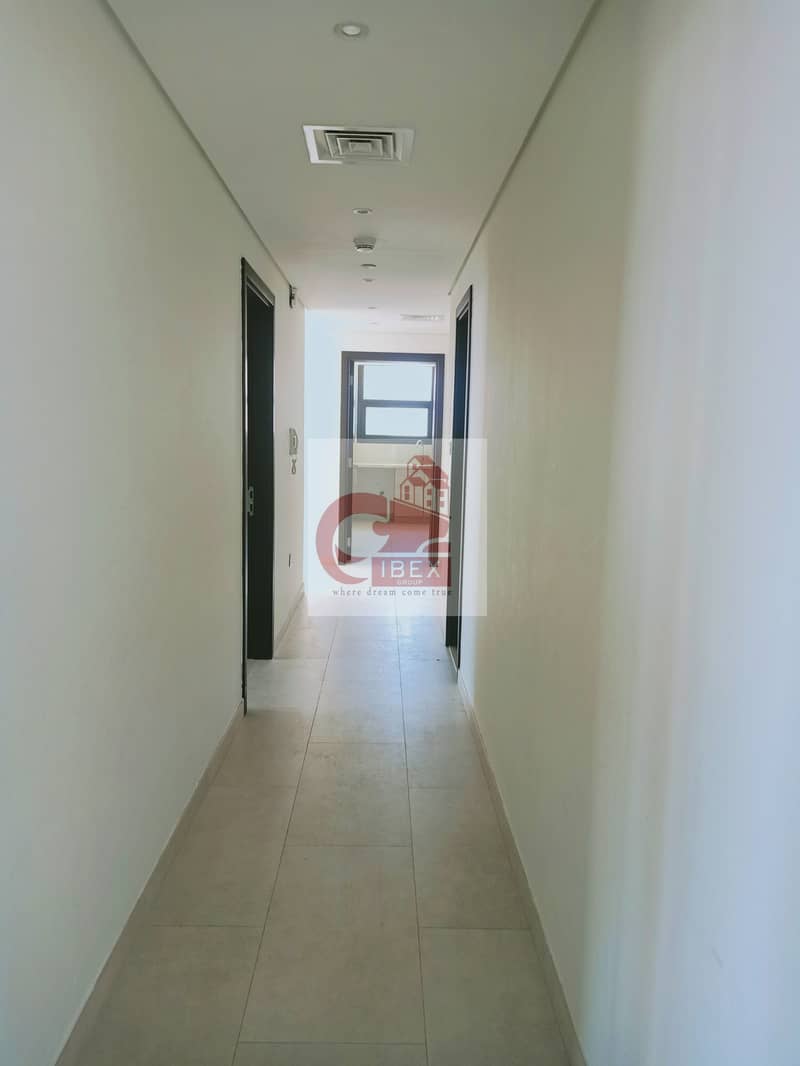 9 Walk able distance to Metro | Spacious 3bhk | just in 85k
