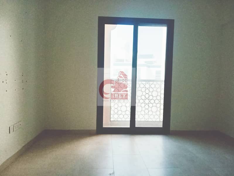 11 Walk able distance to Metro | Spacious 3bhk | just in 85k