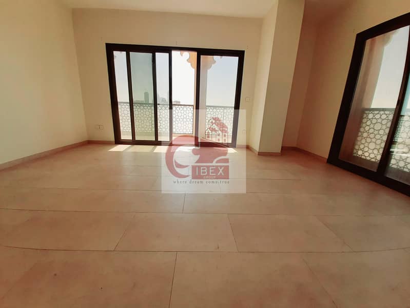 Close to metro 3bhk just in 85k with all amenities in al jaddaf