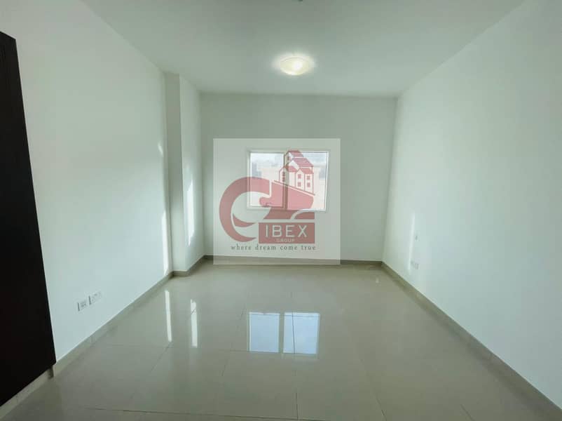 6 SPACIOUS 3 BHK WITH ROAD FACING VIEW WITH ALL AMENITIES||