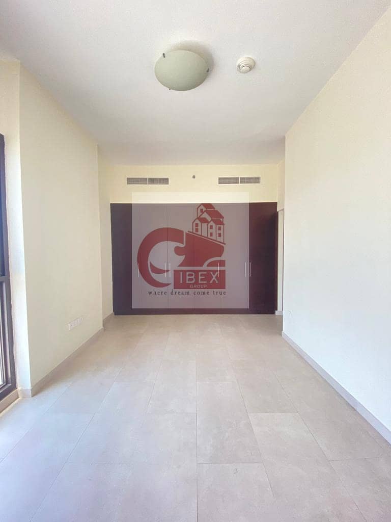 6 Front of metro Station 1bhk all Amenities jaddaf