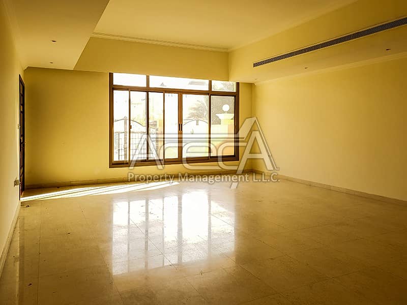 Glorious 5 Master Bed Villa in Khalifa City A! Private Entrance