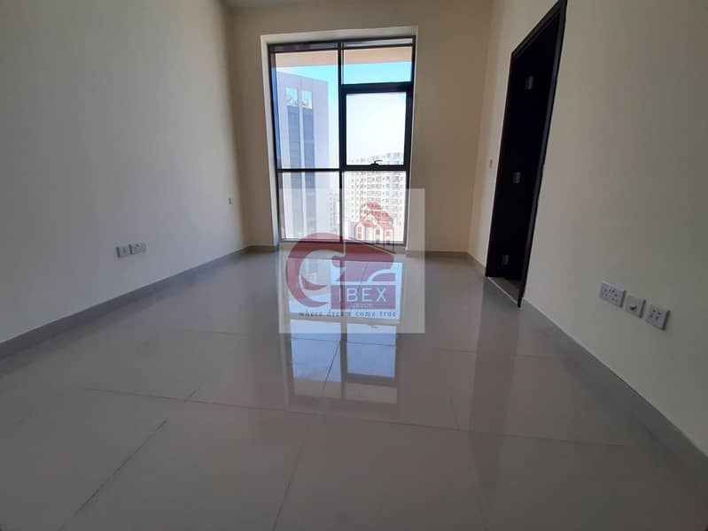 3 Chiller free 2bhk in just 60k with 30day free in al jaddaf dubai