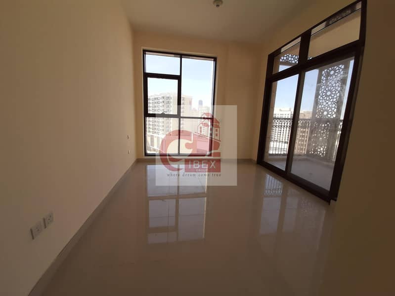 5 Chiller free 2bhk in just 60k with 30day free in al jaddaf dubai