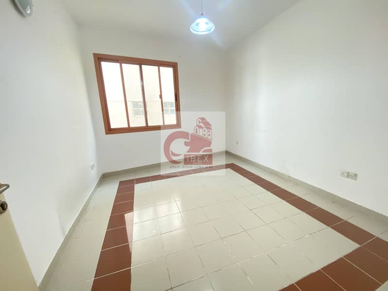5 Close to Metro 1BHK Only 40k in Al Mankhool