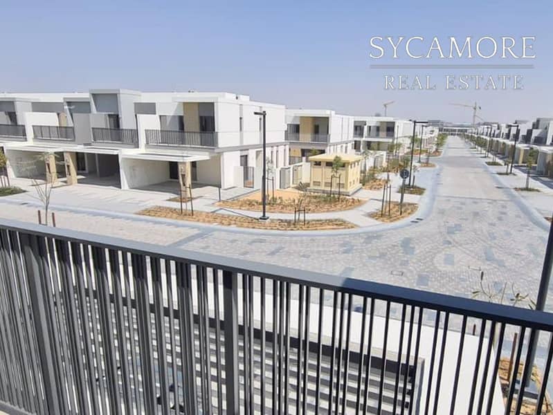 Exclusive I Ready to Move in I Single Row Exclusive I Ready to Move in I Single Row