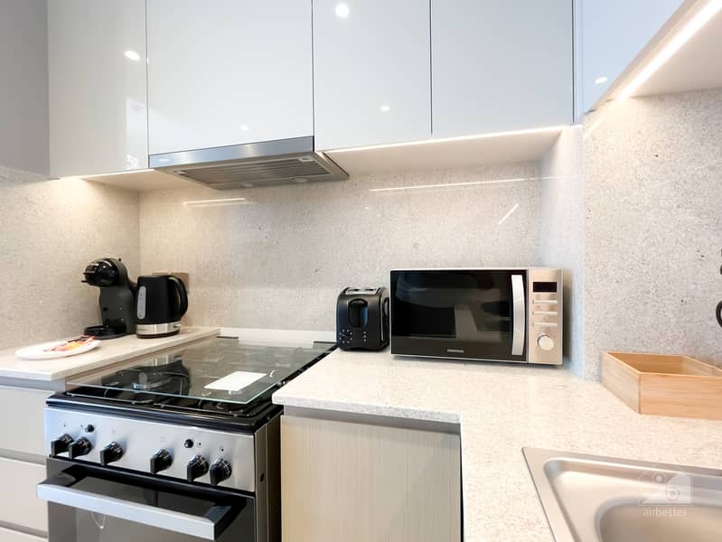 13 Burj Royale Apartment_3405 - kitchen 3. jpg