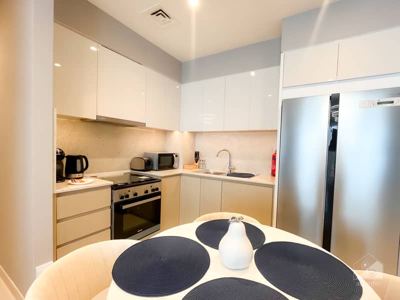 16 Burj Royale Apartment_3405 - kitchen 6. jpg
