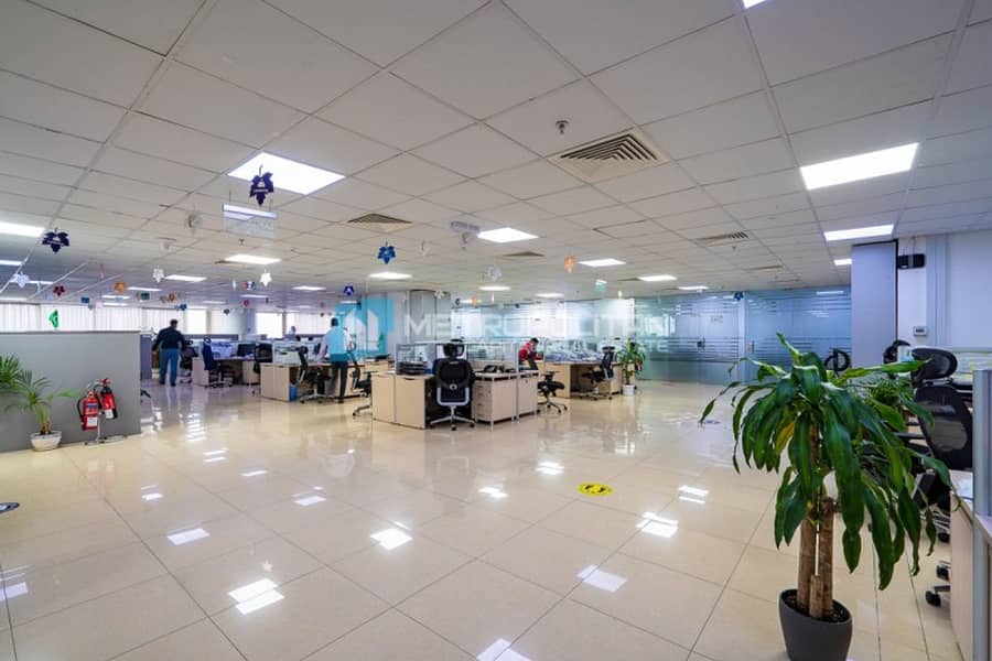 Well Price | Parking Spaces | Ideal Location Well Price | Parking Spaces | Ideal Location