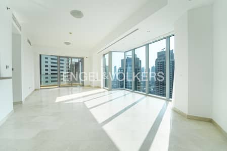 2 Bedroom Apartment for Rent in Dubai Marina, Dubai - Marina and Sea View | High Floor | Spacious