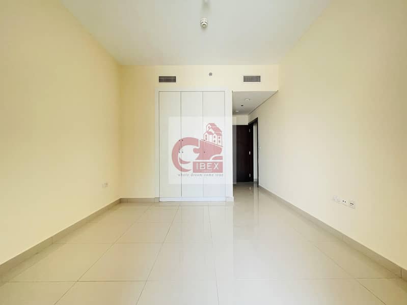 3 Month free Both Masters All Amenities 2 balcony  2bhk now in 52k jaddaf
