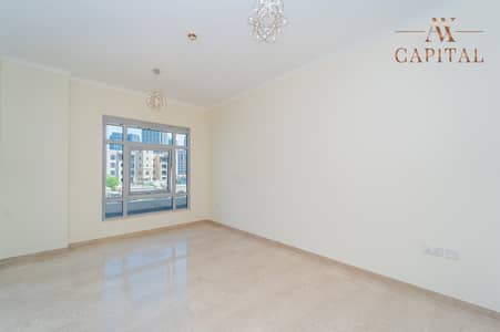 3 Bedroom Villa for Sale in Downtown Dubai, Dubai - A Jewel Podium Duplex Villa in Burj Residences
