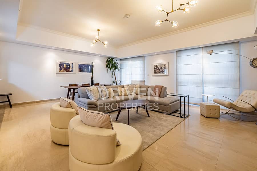 Luxurious | Fully Furnished w/ Sea Views Luxurious | Fully Furnished w/ Sea Views
