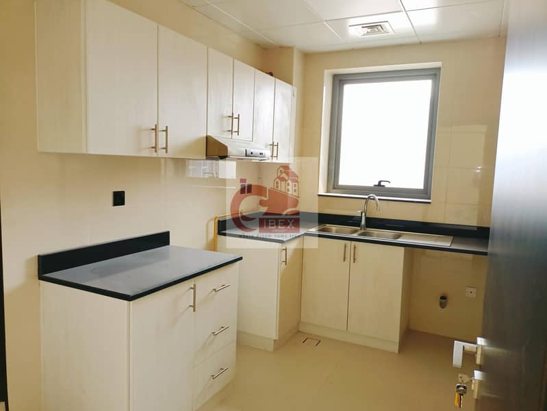 6 30 days free ! Brand New ! Near to emirates metro ! With all ameneties