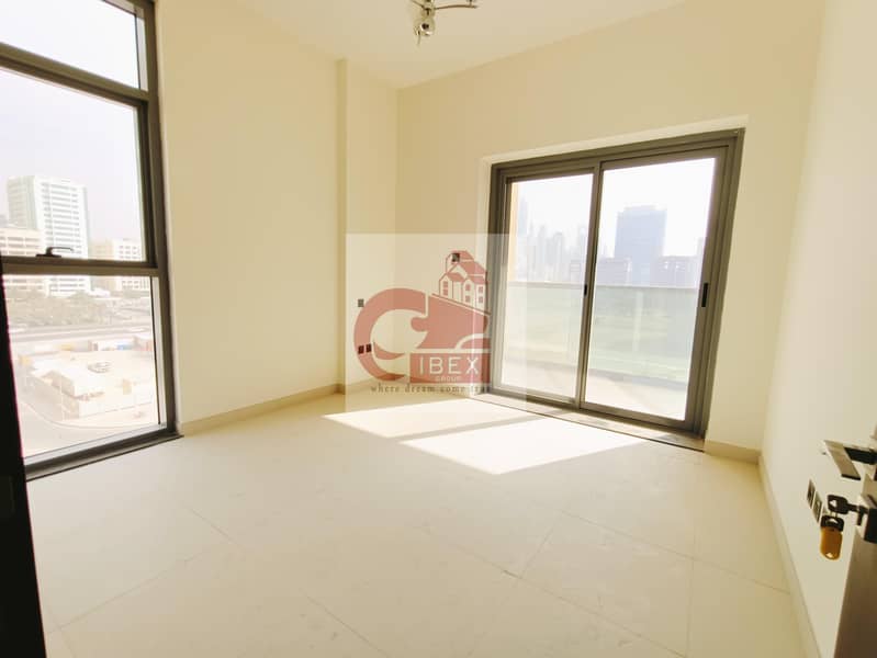 9 30 days free ! Brand New ! Near to emirates metro ! With all ameneties