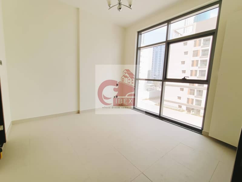 11 30 days free ! Brand New ! Near to emirates metro ! With all ameneties