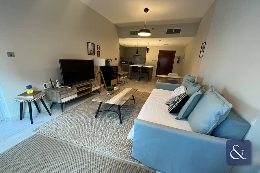 UPGRADED | ONE BEDROOM | PRIVATE TERRACE UPGRADED | ONE BEDROOM | PRIVATE TERRACE