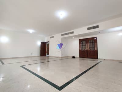 فلیٹ 4 غرف نوم للايجار في منطقة الكورنيش، أبوظبي - IMG_20230928_120616. jpg