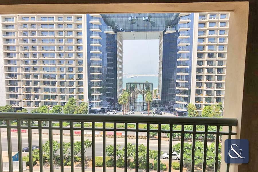 Large 2 Bed | Partial Sea View | Mid Floor
