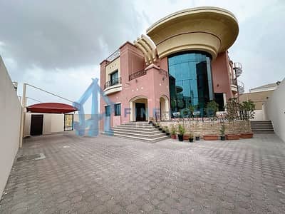 فیلا 4 غرف نوم للايجار في مدينة خليفة، أبوظبي - فيلا واسعة | 4 غرف ماستر  مع مجلس كبير  وغرفة خادمة