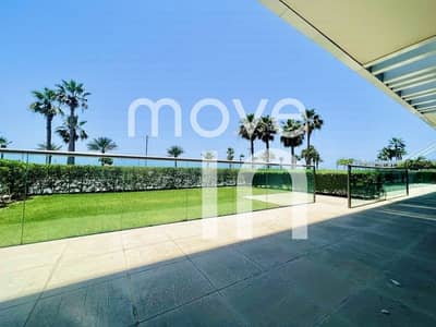 2 Bedroom Flat for Rent in Palm Jumeirah, Dubai - Amazing Sea View 2 Bed+Maid|Terrace|Private Garden