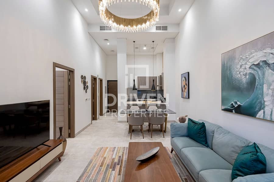 Spacious Unit | Vacant | Fully Furnished Spacious Unit | Vacant | Fully Furnished