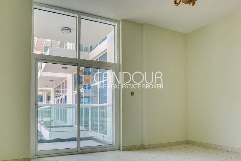 Pay 25% and Move in | Studio with Pool View |Glitz 1