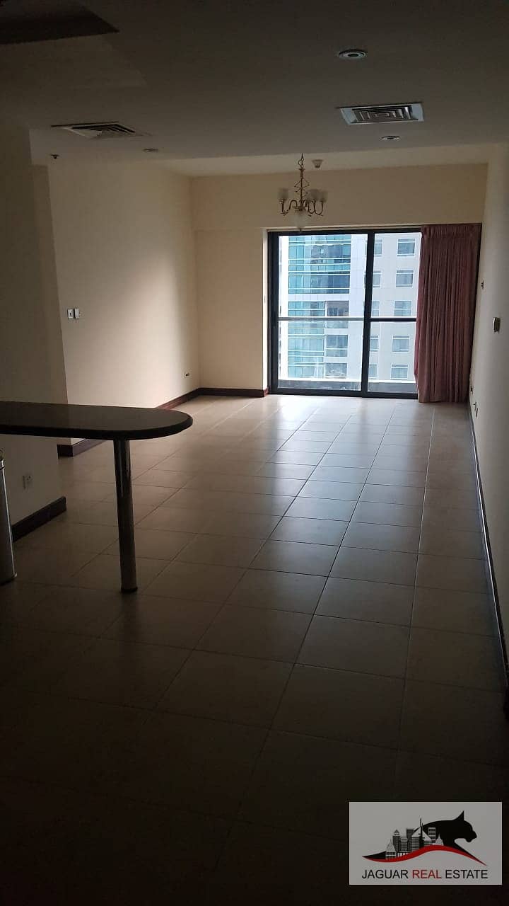 5 HIGH FLOOR | UNFURNISHED AND READY TO MOVE-IN APARTMENT