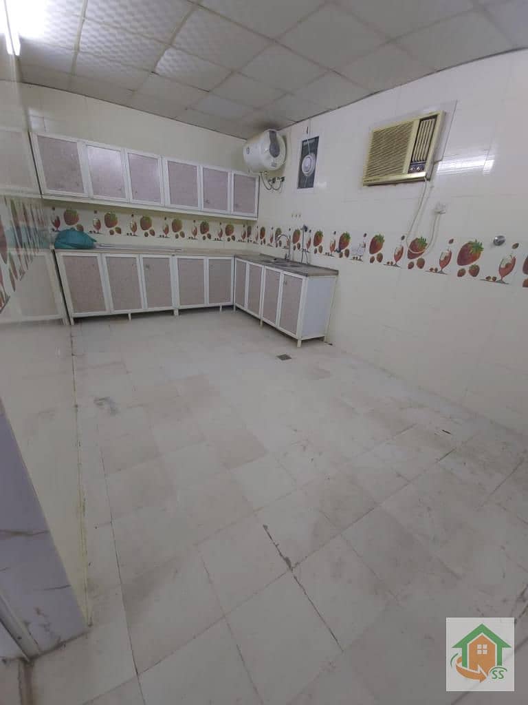 2 bedrooms hall private yard in Al Shamkha city
