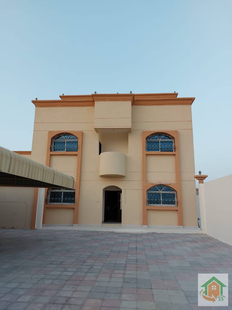 Beautiful villa with 6 bedrooms maid room majlis big yard