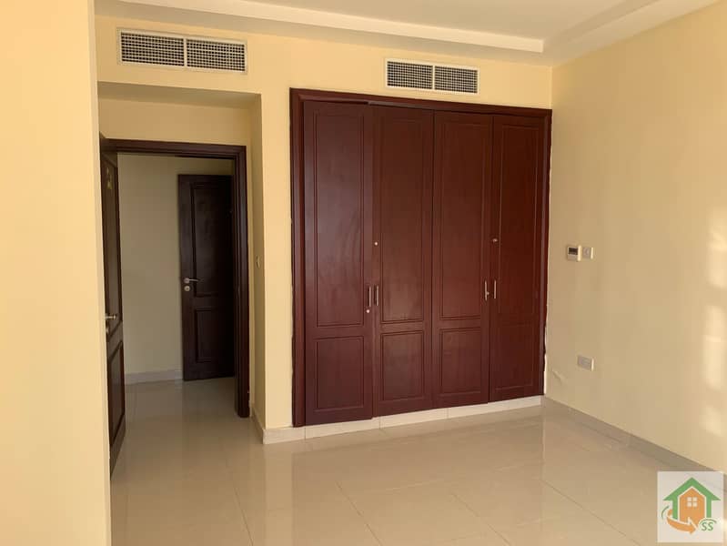 Beautiful 1BHK With Built In Wadrobes affordable Rent Ready To Move
