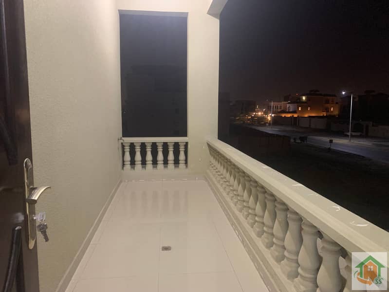 Luxury 1BHK With Balcony Close To Shabiya Affordable Rent