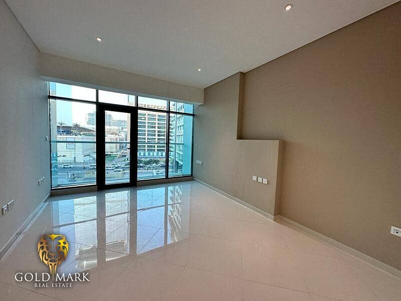 Vacant Now | Beach Access | Great Location Vacant Now | Beach Access | Great Location