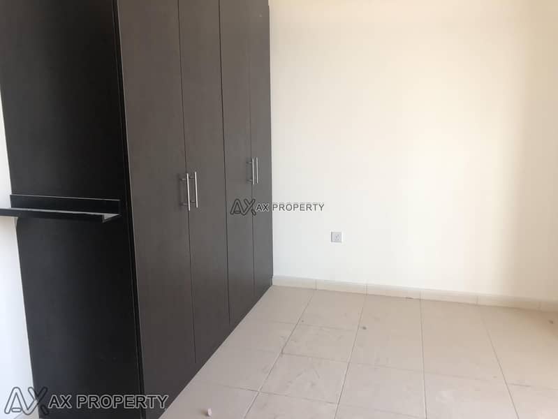 Квартира в Ливан，Кью Пойнт, 2 cпальни, 37000 AED - 5310514