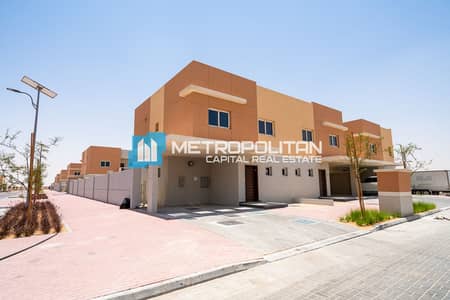 3 Bedroom Villa for Sale in Al Samha, Abu Dhabi - End Unit | Double Row | 3BR+M | Rented Till 2024