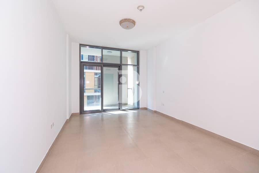 1 Bedroom | Vacant | Near Metro | Spacious 1 Bedroom | Vacant | Near Metro | Spacious