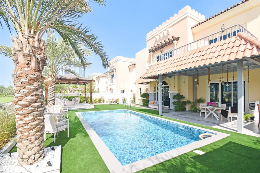 Stunning Garden and Pool | Upgraded | Golf View Stunning Garden and Pool | Upgraded | Golf View