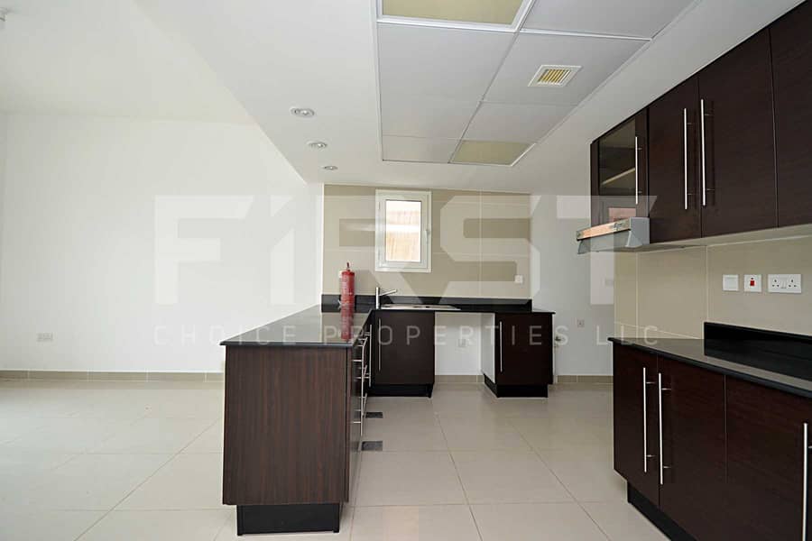 10 Internal Photo of 4 Bedroom Villa in Al Reef Villas Al Reef Abu Dhabi UAE  2858 sq (7). jpg