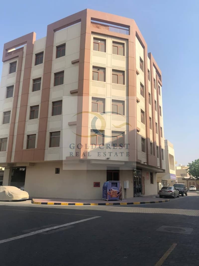 عمارة للبيع ( أرضي + 3 + سطح ) عمارة للبيع ( أرضي + 3 + سطح )