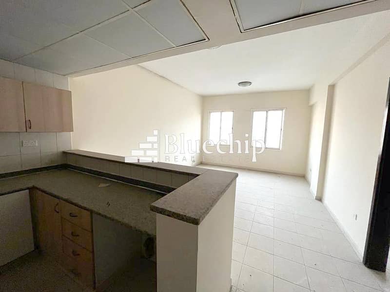 شقة في L-07،الحي اليوناني،المدينة العالمية 1 غرفة 335000 درهم - 8167217 شقة في L-07،الحي اليوناني،المدينة العالمية 1 غرفة 335000 درهم - 8167217