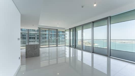 3 Bedroom Apartment for Sale in Dubai Harbour, Dubai - Full Sea View | Large Layout | Higher Floor