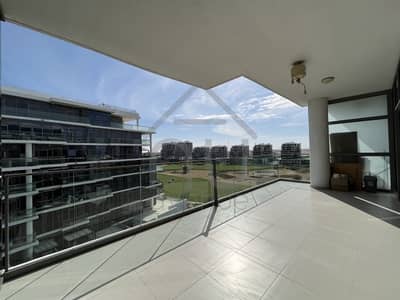 Stunning 2 bed Golf Course Apartment| Enormous Balcony | VOT |
