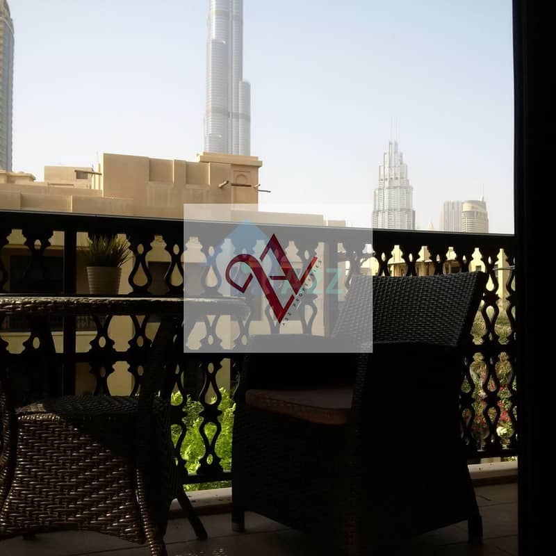 5 1 Bed+ Large Study | Burj Khalifa and Pool View