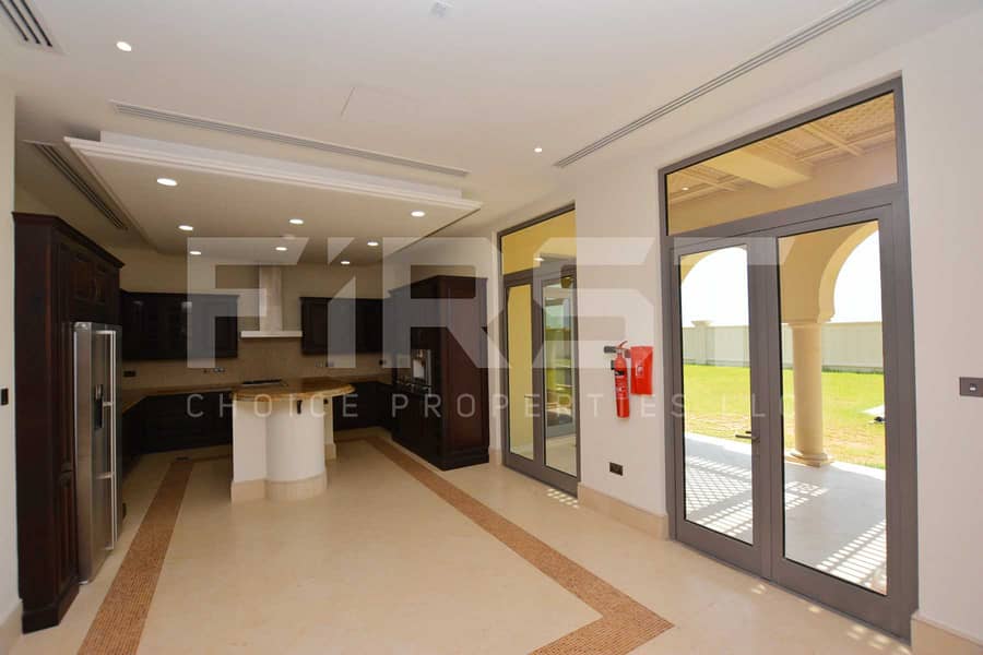 14 Internal Photo of Premium 5 Bedroom Villa in Saadiyat Beach Villas Saadiyat Island Abu Dhabi UAE (38). jpg