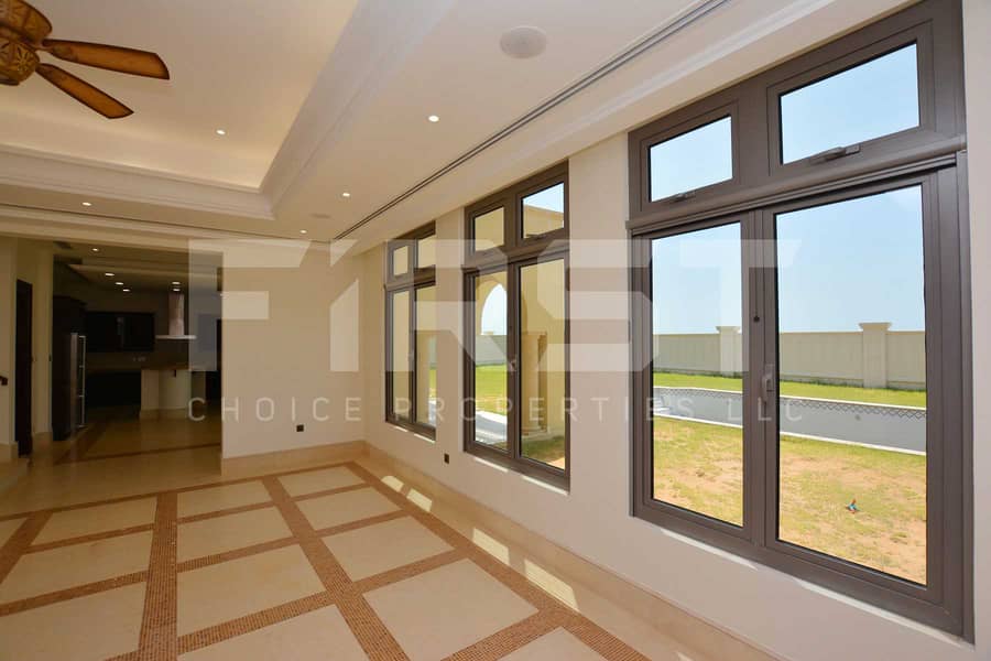 17 Internal Photo of Premium 5 Bedroom Villa in Saadiyat Beach Villas Saadiyat Island Abu Dhabi UAE (35). jpg